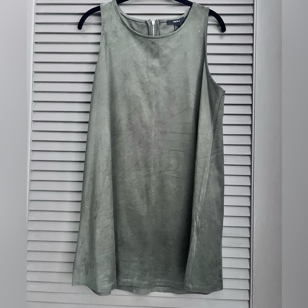 Green, Velvet Dress